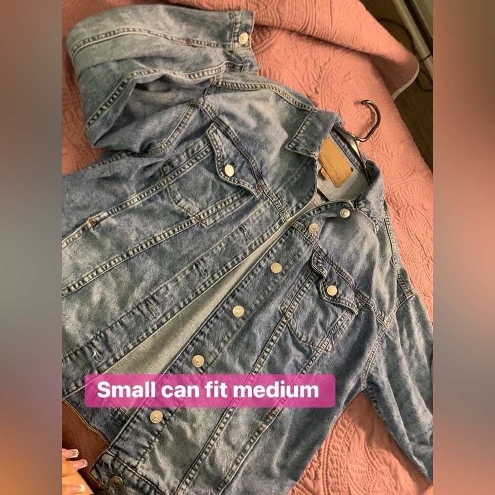 American Eagle Jean jacket !